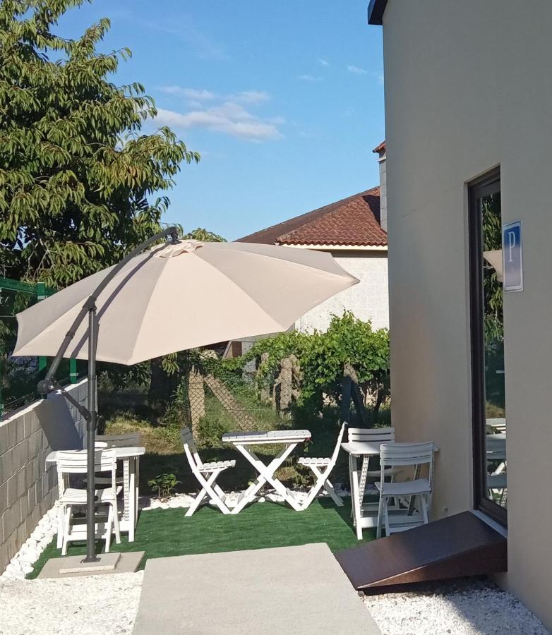 Guest House Clarevar Tui Kültér fotó